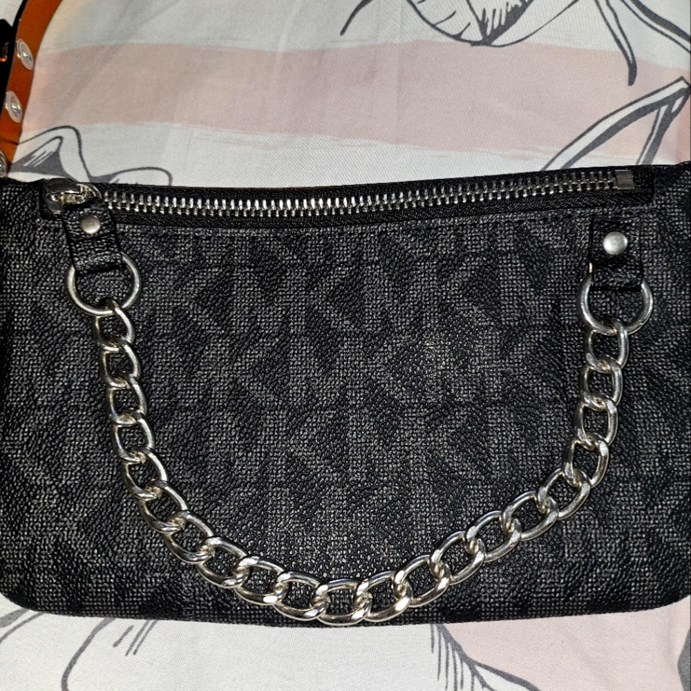 Like New Michael Kors Chain Belt Wallet Waist Bag Adjustable Size XL